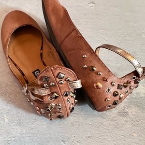 Xoxo Shoes | Xoxo Nude Color with Metal Stud Flats